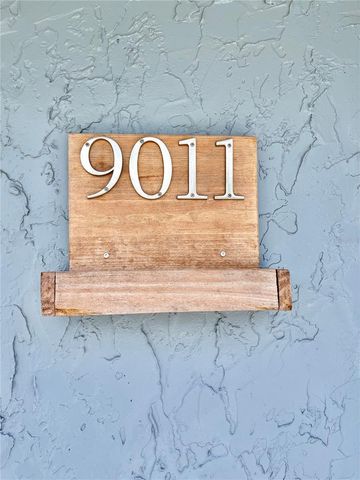 9011 LEDGESTONE LANE, Port Richey, FL 34668