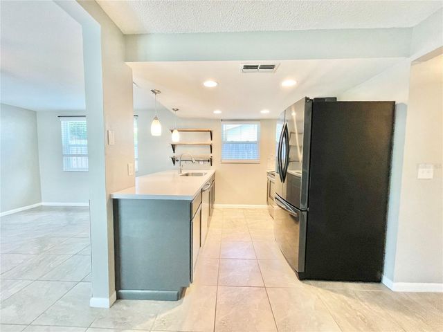 9011 LEDGESTONE LANE, Port Richey, FL 34668