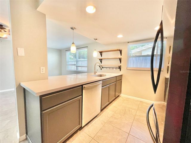 9011 LEDGESTONE LANE, Port Richey, FL 34668