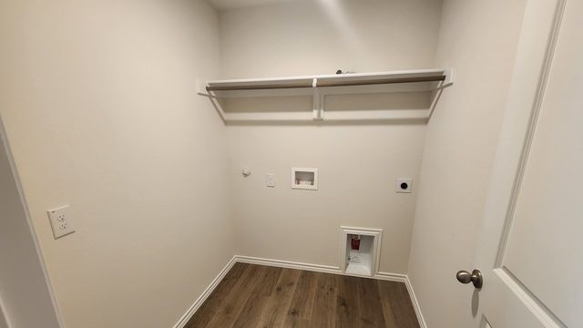 6118 Warm Rays Drive, Crandall, TX 75114