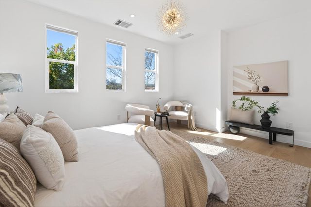 1001 S Idaho Street, San Mateo, CA 94402