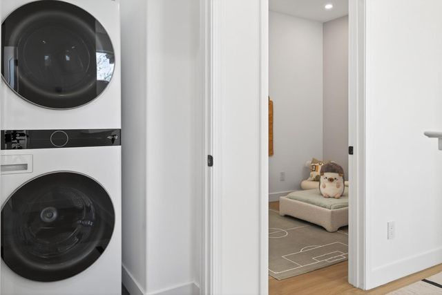 1001 S Idaho Street, San Mateo, CA 94402