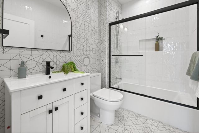 1001 S Idaho Street, San Mateo, CA 94402