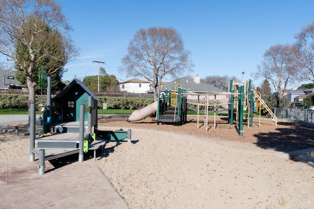 1001 S Idaho Street, San Mateo, CA 94402