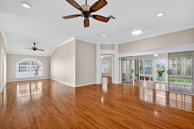 415 LOMA PASEO DRIVE, The Villages, FL 32159