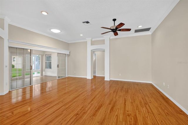 415 LOMA PASEO DRIVE, The Villages, FL 32159