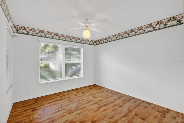 415 LOMA PASEO DRIVE, The Villages, FL 32159