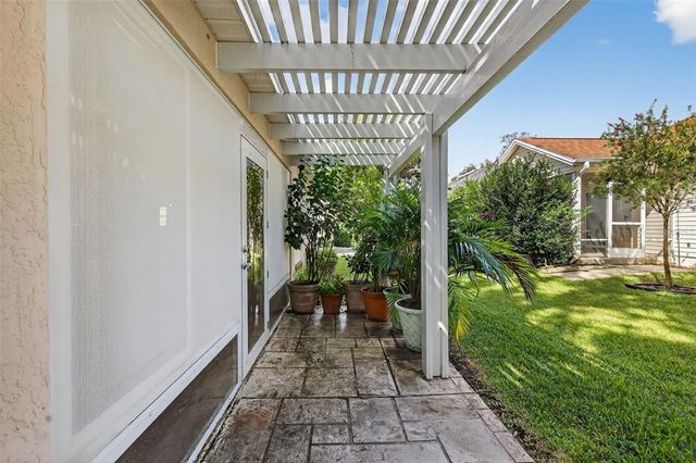 415 LOMA PASEO DRIVE, The Villages, FL 32159