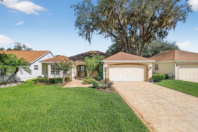 415 LOMA PASEO DRIVE, The Villages, FL 32159