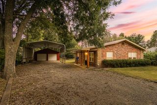 6712 NW 11th Street, Oklahoma City, OK 73127