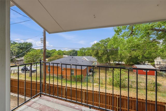 403 N 7th Street D, Midlothian, TX 76065