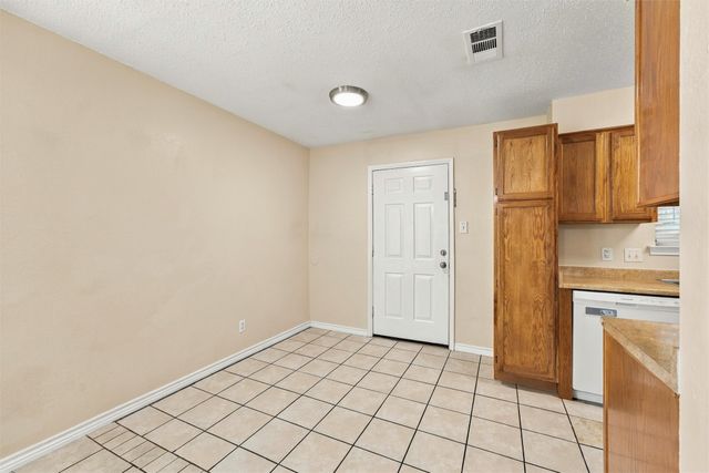 403 N 7th Street D, Midlothian, TX 76065