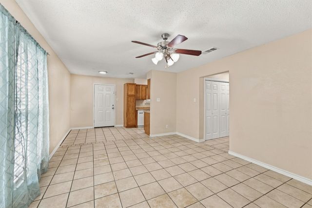 403 N 7th Street D, Midlothian, TX 76065