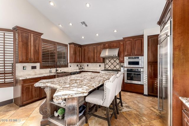 7596 N 87TH Drive, Glendale, AZ 85305