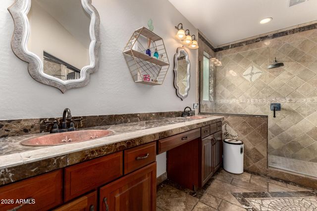 7596 N 87TH Drive, Glendale, AZ 85305