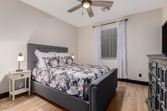 7596 N 87TH Drive, Glendale, AZ 85305