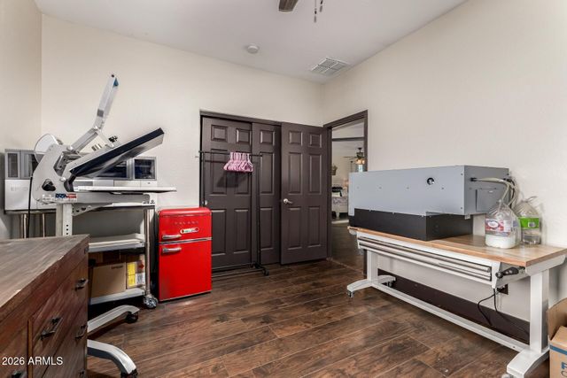 7596 N 87TH Drive, Glendale, AZ 85305