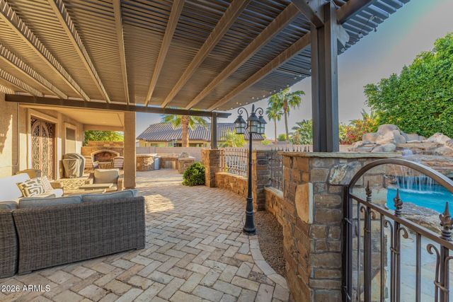 7596 N 87TH Drive, Glendale, AZ 85305