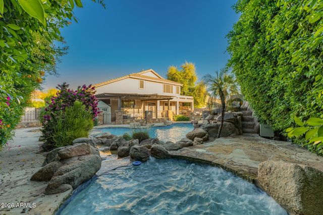 7596 N 87TH Drive, Glendale, AZ 85305