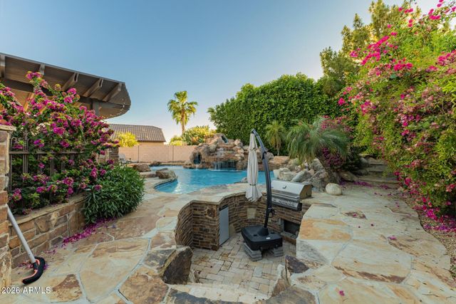 7596 N 87TH Drive, Glendale, AZ 85305