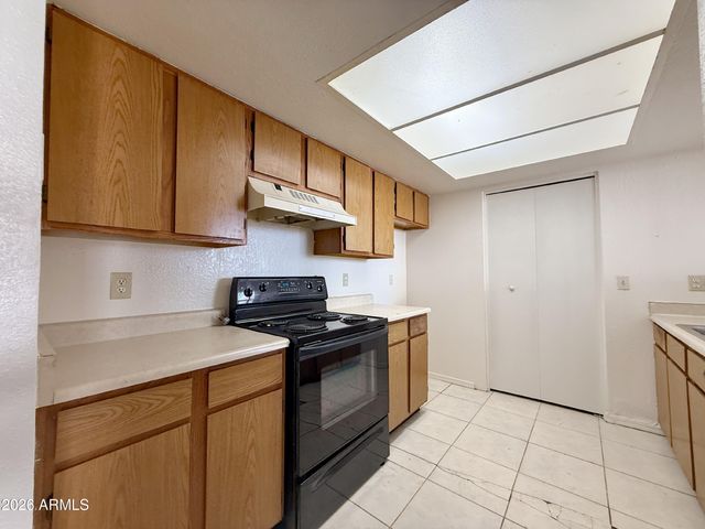 6901 W DEVONSHIRE Avenue 1266, Phoenix, AZ 85033
