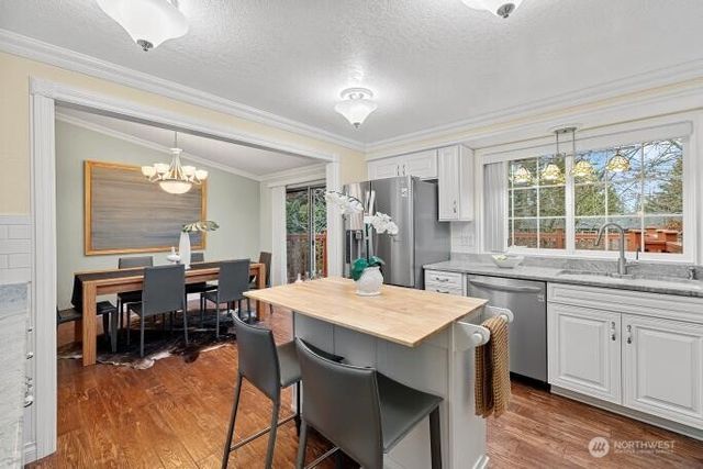 5527 153rd Street SW, Edmonds, WA 98026