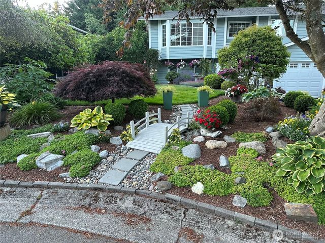 5527 153rd Street SW, Edmonds, WA 98026