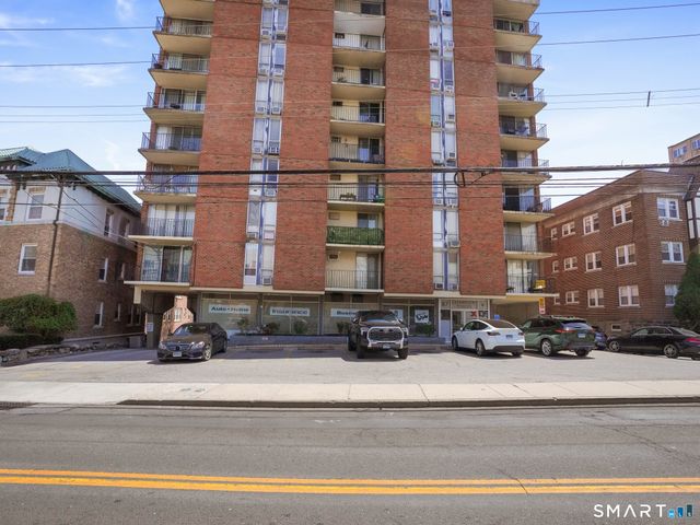 87 Glenbrook Road 3B, Stamford, CT 06902