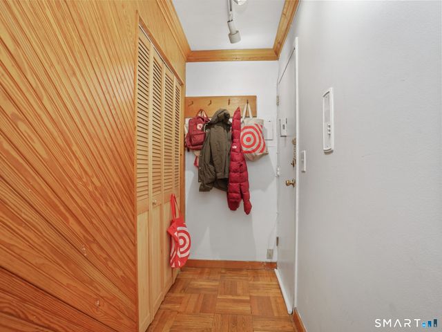 87 Glenbrook Road 3B, Stamford, CT 06902