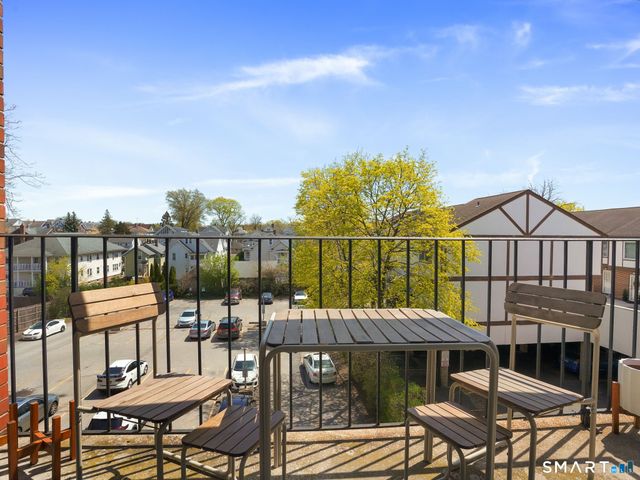 87 Glenbrook Road 3B, Stamford, CT 06902