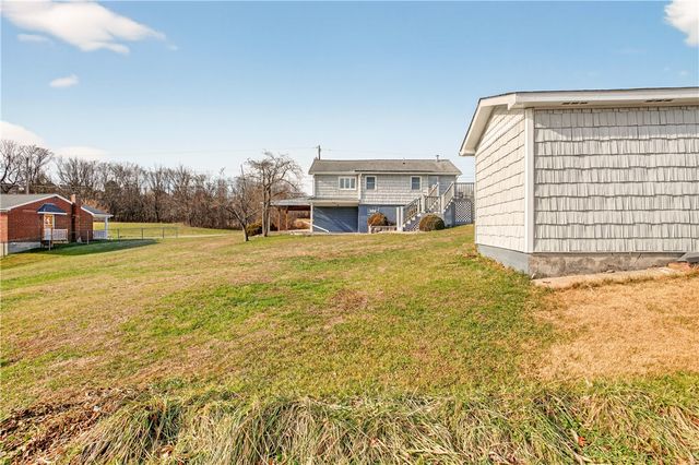 205 N Quarry St, Mt Pleasant Boro, PA 15666