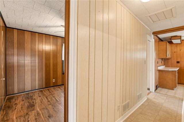 205 N Quarry St, Mt Pleasant Boro, PA 15666