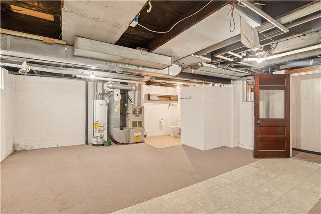 205 N Quarry St, Mt Pleasant Boro, PA 15666