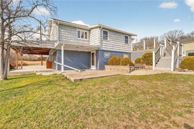 205 N Quarry St, Mt Pleasant Boro, PA 15666