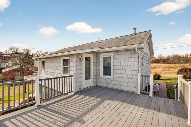 205 N Quarry St, Mt Pleasant Boro, PA 15666