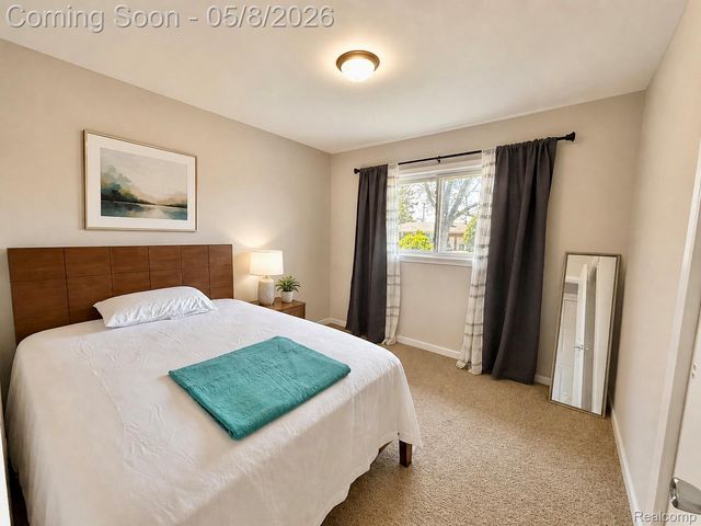 37542 Andrew Drive, Sterling Heights, MI 48312