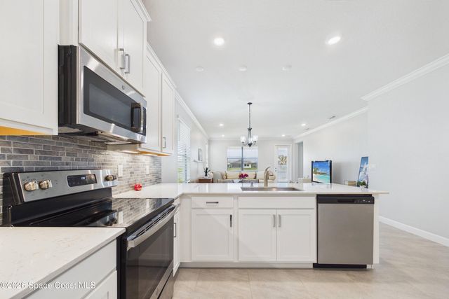 1453 Great Belt Circle, Melbourne, FL 32940