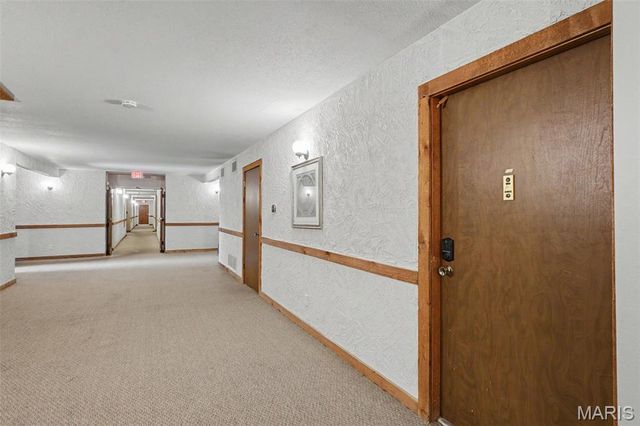 1410 Heritage Landing 305, St Charles, MO 63301