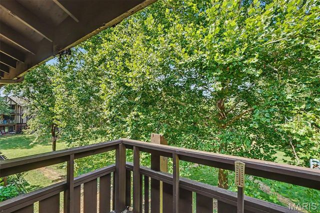 1410 Heritage Landing 305, St Charles, MO 63301