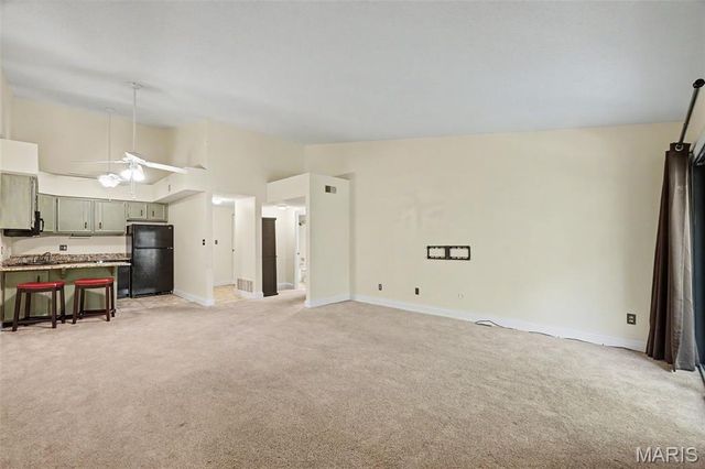 1410 Heritage Landing 305, St Charles, MO 63301
