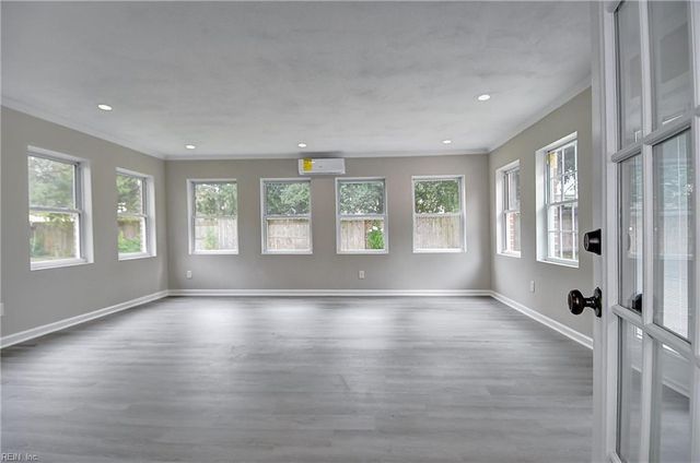 700 Hemlock CRES, Virginia Beach, VA 23464