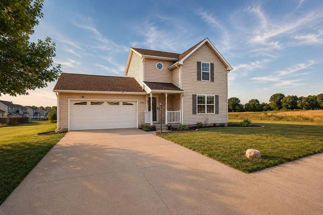 204 Walnut Crossing Drive, Walkerton, IN 46574