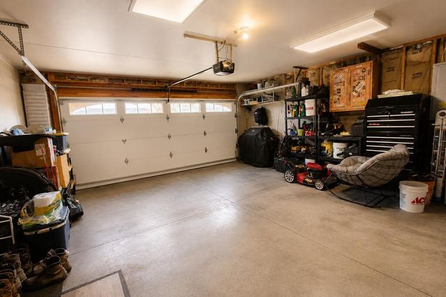 204 Walnut Crossing Drive, Walkerton, IN 46574