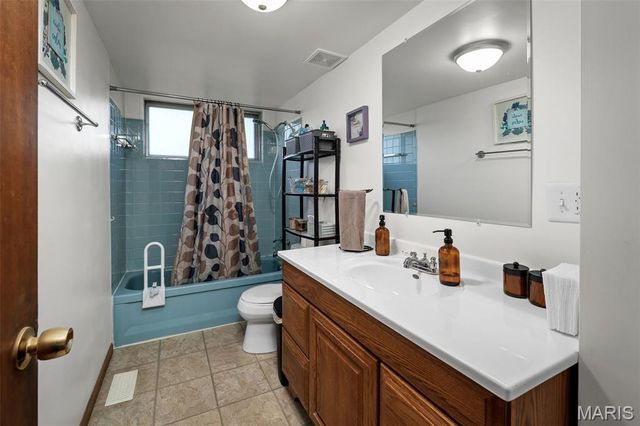 3329 Clemens Drive, St Charles, MO 63301