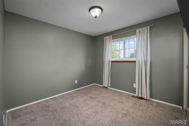 3329 Clemens Drive, St Charles, MO 63301