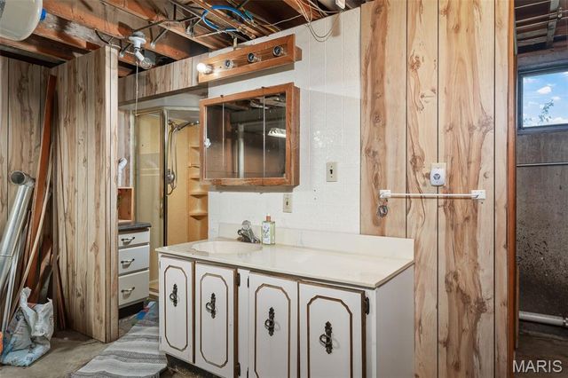 3329 Clemens Drive, St Charles, MO 63301