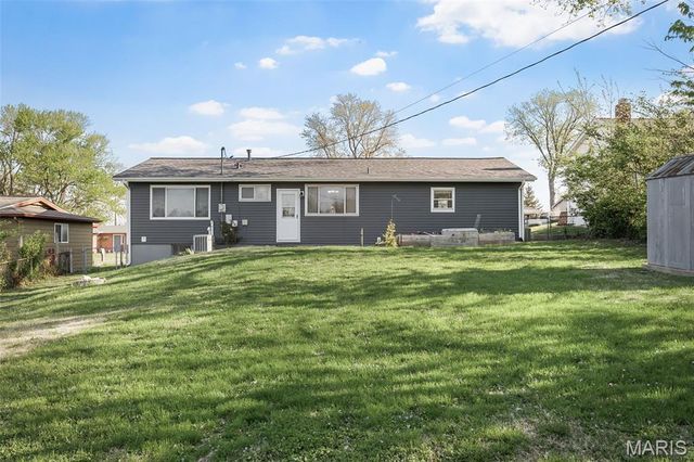 3329 Clemens Drive, St Charles, MO 63301