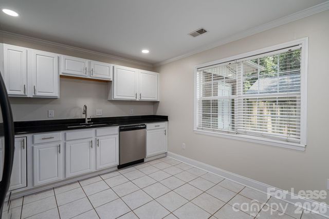 100 Cabell Way, Charlotte, NC 28211