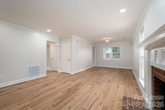 100 Cabell Way, Charlotte, NC 28211