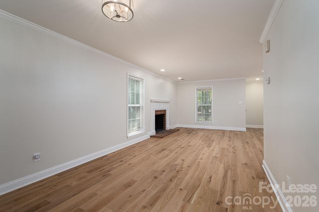 100 Cabell Way, Charlotte, NC 28211